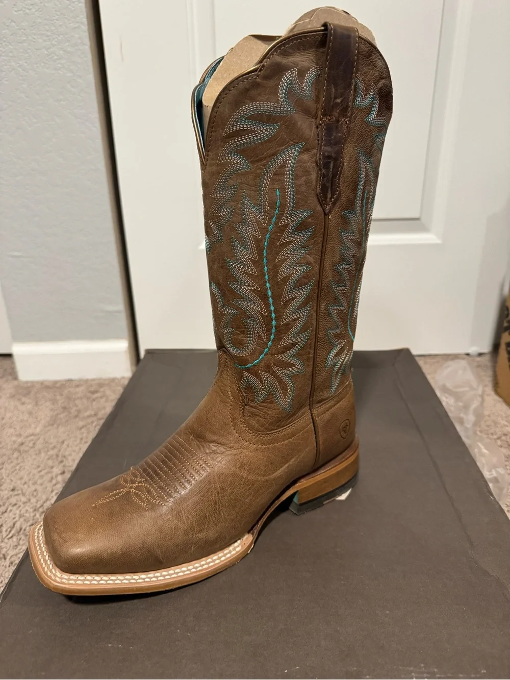 Ariat Brown Leather Western Heeled Cowboy Boots with Turquoise Stitching - Picture 1 of 3